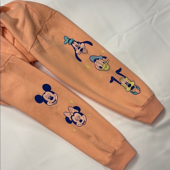 Disney Peach Mickey Mouse Crewneck - Picture 4 of 4